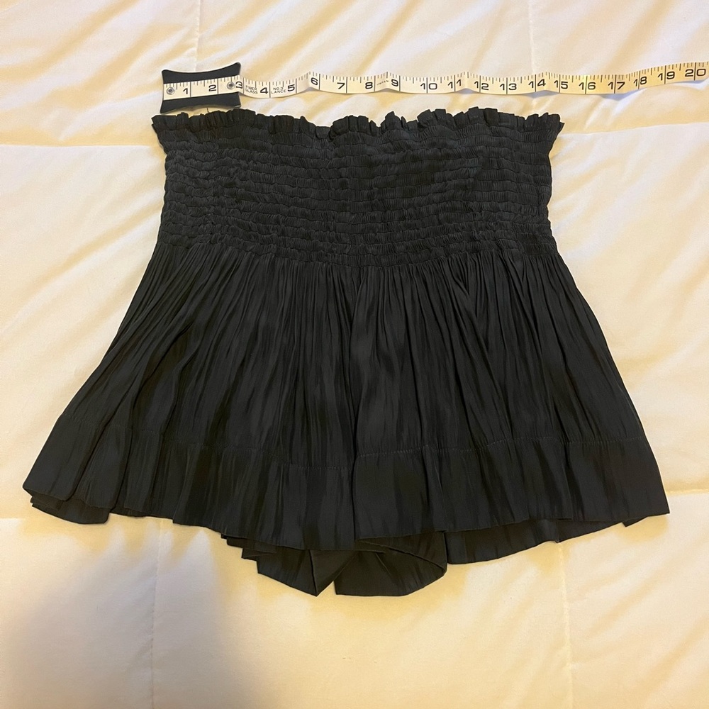 Koch skirt size small